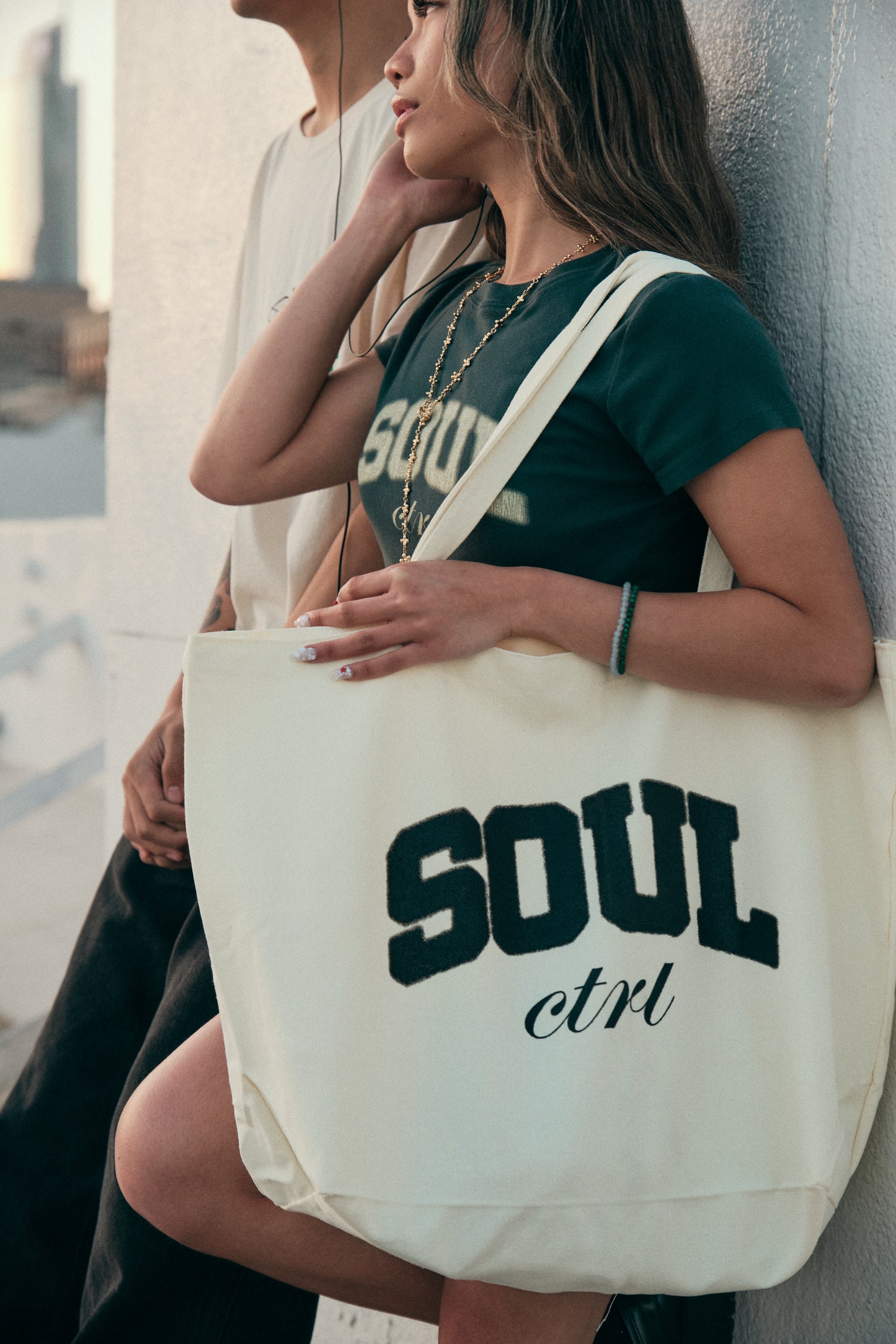 Blurred Tote
