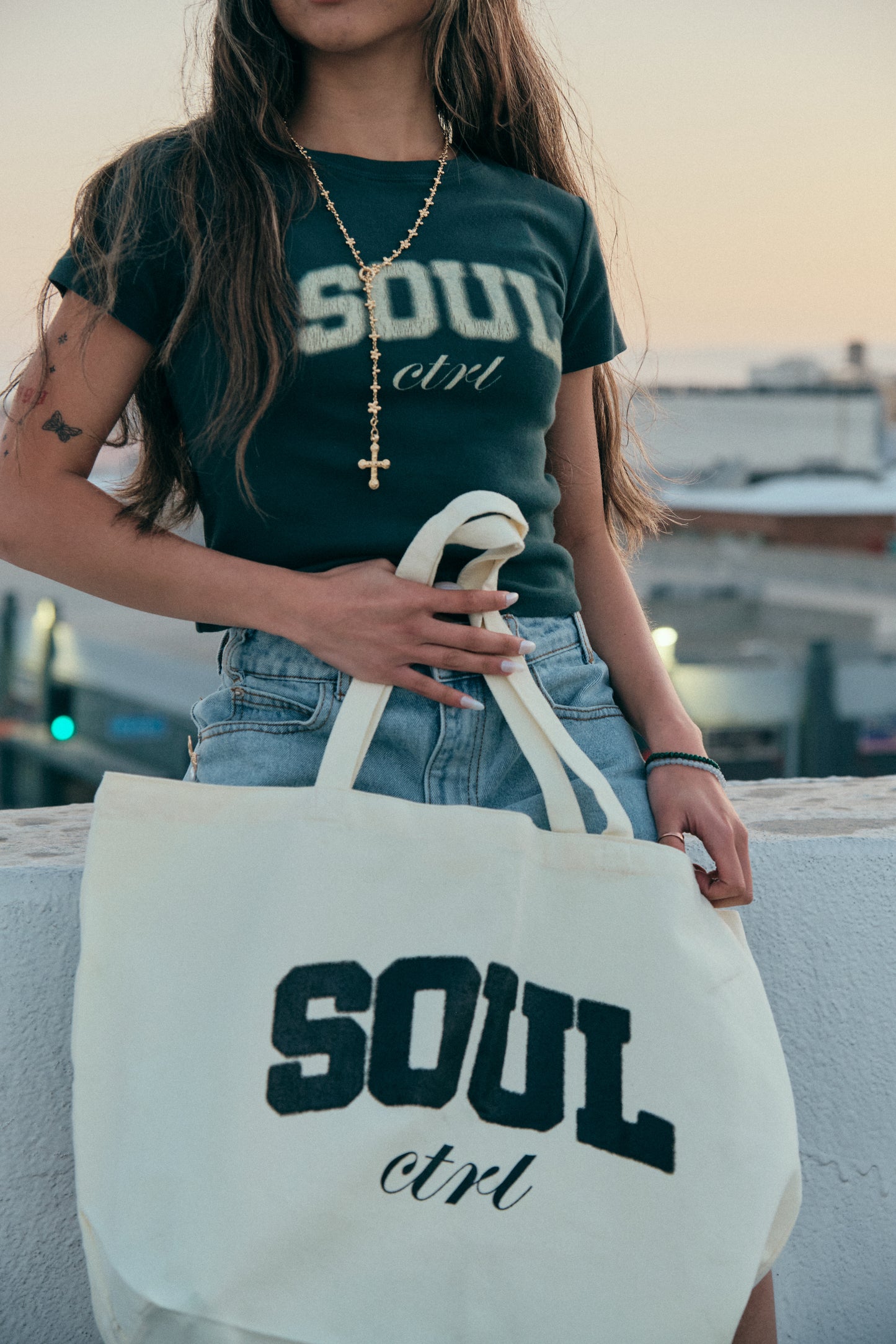 Blurred Tote